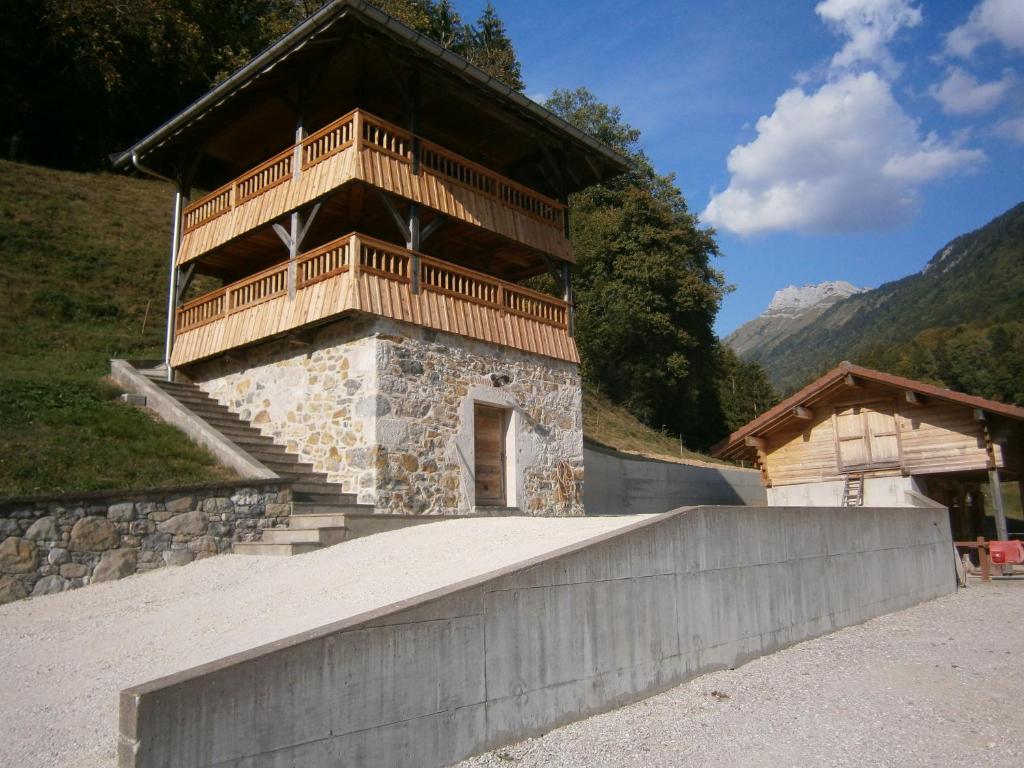 Chalet Mazot de Joe avec son hammam entre la Clusaz et Annecy 9 Allée du Vieux Moulin, 74230 Thônes