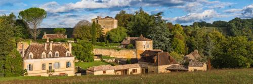 Medieval castle full of charm to rent Montferrand-du-Périgord france