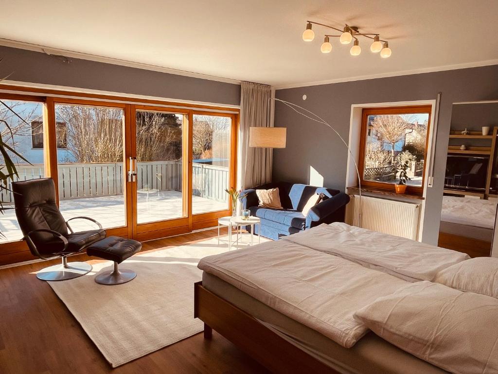 Appartements meinGästehaus im Fränkischen Seenland Am Mönchswald 47, 91729 Haundorf