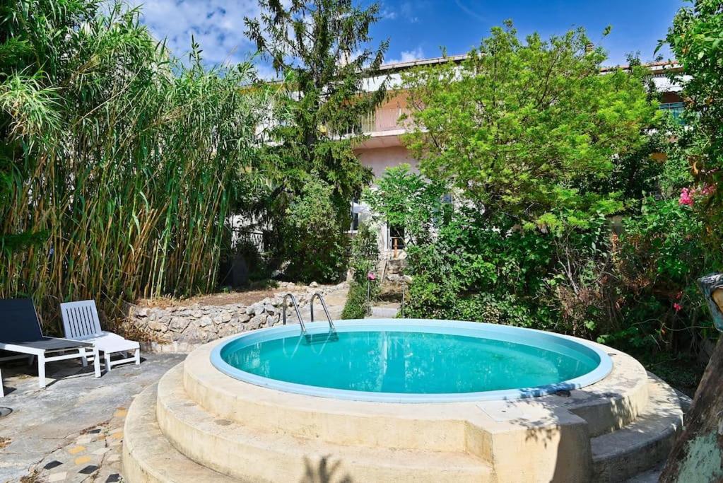 Villa MERLINO - Superbe villa avec piscine et jardin 37 Rue Louis Merlino, 13014 Marseille