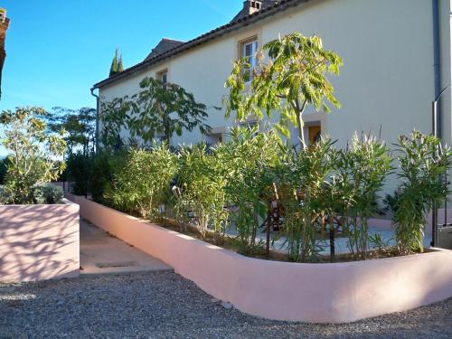 Merlot cottage for 4 people in the heart of the vineyard Badens france