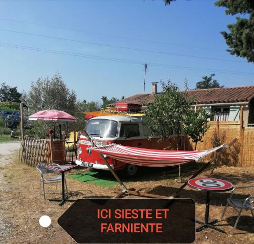 Maison d'hôtes MES NUITS VINTAGE EN COMBI route de l'isle sur sorgue 147 chemin des pierres plantees Robion