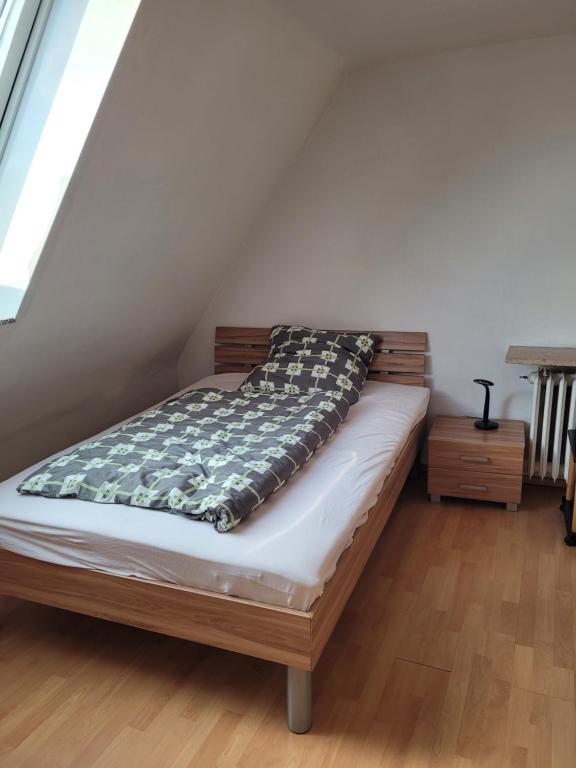 Séjour chez l'habitant Messe Zimmer Düsseldorf Airport Alte Flughafenstrasse 6, 40474 Düsseldorf