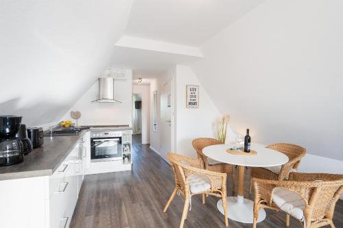 Appartement MiBa Mare Ferienwohnung \ Neue Bergstraße 24 Scharbeutz