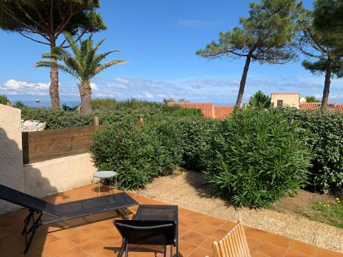 Mini villa climatisée - Vue mer - Mer à 50 m - Jardin et 2 terrasses 300 m2 Lumio france