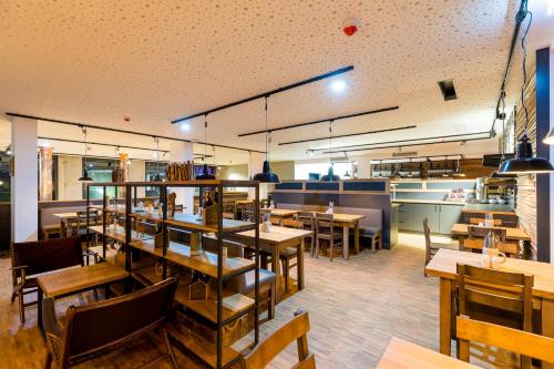 Hôtel mk | hotel rüsselsheim Mainstraße 4-6 Rüsselsheim