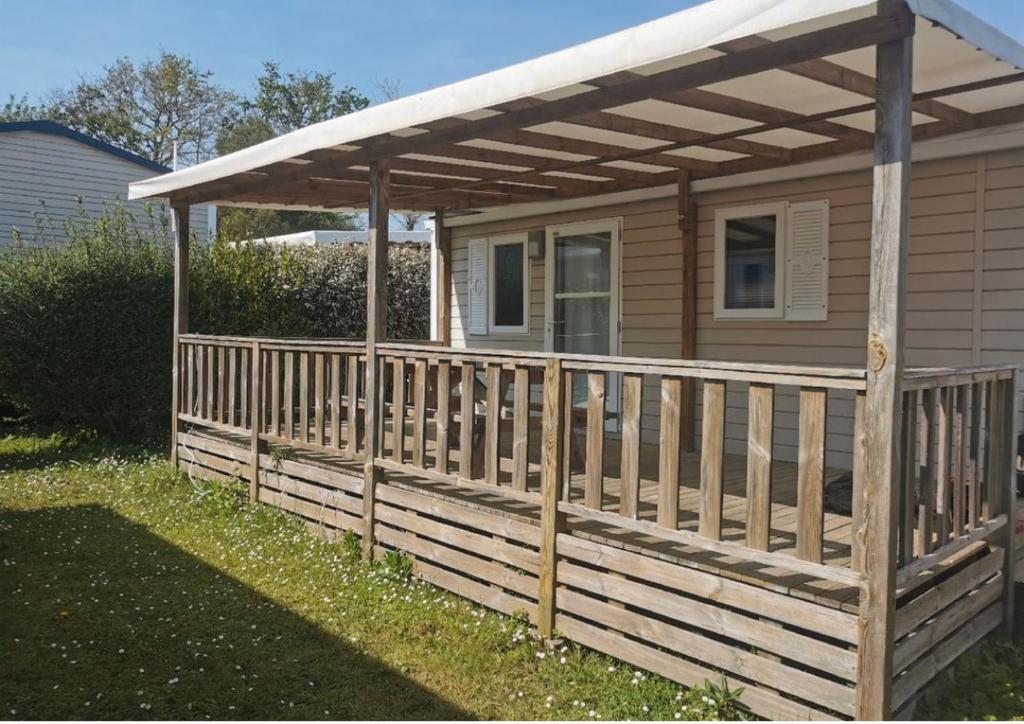 Camping Mobil-Home 6 Places (3 chambres) tout équipé 7 Route de Bordeaux, 33780 Soulac-sur-Mer