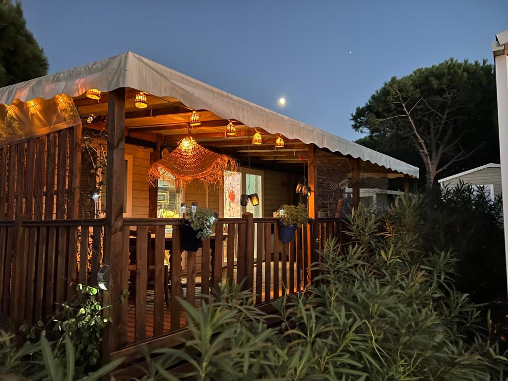 Camping Mobil Home Bleu ‘n’ Blue Avenue des Flamants Roses, 66140 Canet-en-Roussillon