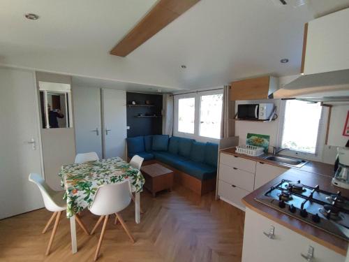 Camping Mobil home tout confort climatisé de 2021 Voie des Flamants Roses Canet-en-Roussillon