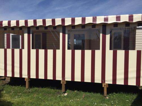 Mobile home 64528 TyBreizh Holidays in Les Charmettes 4 star without fun pass Les Mathes france