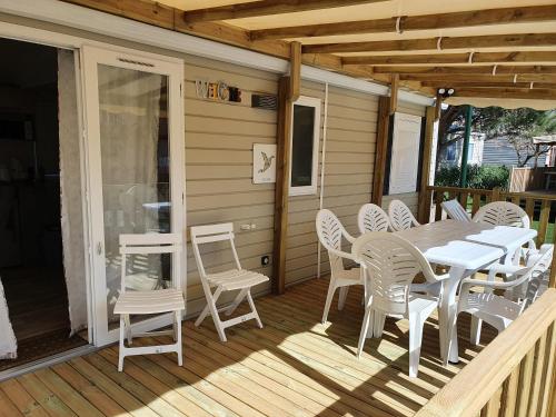 Appart'hôtel Mobilhome almira Camping mar estang voie des Flamants Roses Canet-en-Roussillon