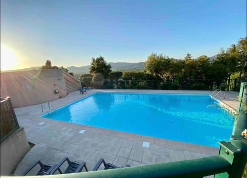 Modern apartment , Golfe de Saint Tropez Cogolin france