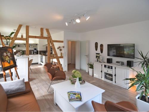 Appartement Modern apartment in the middle of the Thuringian Forest with use of garden and sauna  Schönbrunn