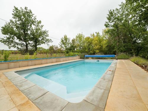 Modern bungalow in Midi Pyrenees with swimming pool Belaye france