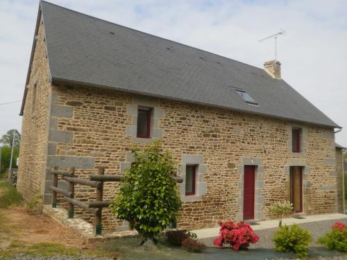 Maison de vacances Modern Cottage in Normandy with Large Garden  Isigny-le-Buat
