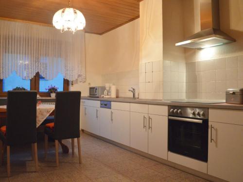 Maison de vacances Modern Holiday Home in Haserich with Private Terrace  Haserich