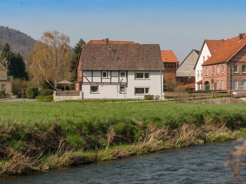 Modern Holiday Home near River in Amelgatzen Emmerthal allemagne