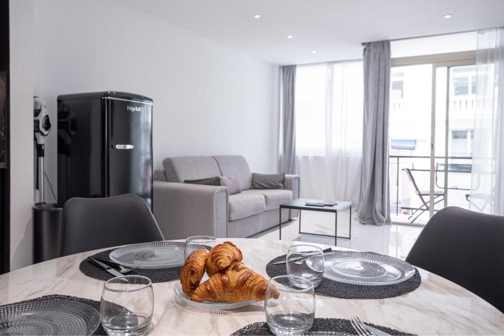 Appartement Modern Maubourg - 50m plage - Clim - Terrasse 20 Rue Latour-Maubourg, 06400 Cannes