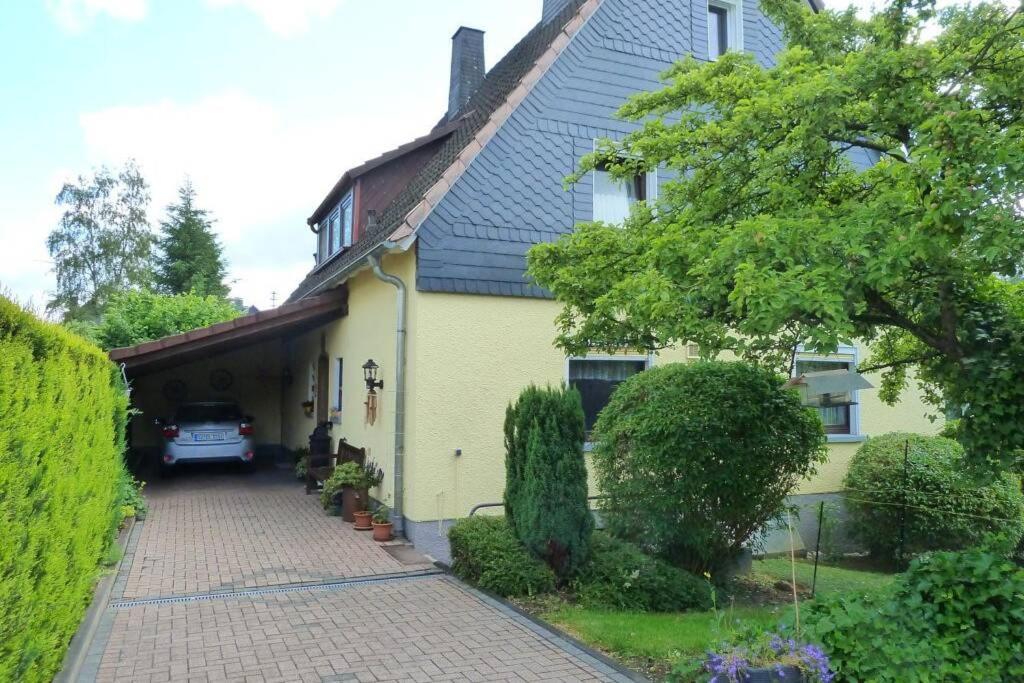 Appartement Modern möbliertes Komfortappartement Amselweg 6, 57223 Kreuztal