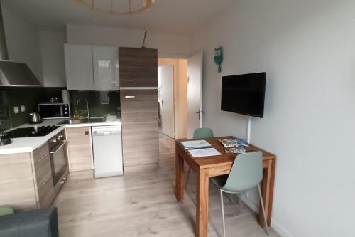 Modern studio 10 minutes from the BEACH La Baule france