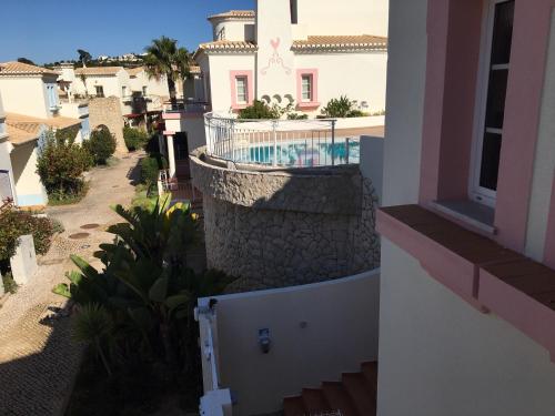 Villa Modern Two Bedroom Poolside Townhouse Quinta da Encosta Velha Budens
