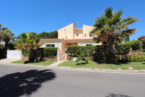 Modern Vilamoura Villa Close to Pinhal Golf Villa Maelou 4 bedrooms Vilamoura Quarteira portugal