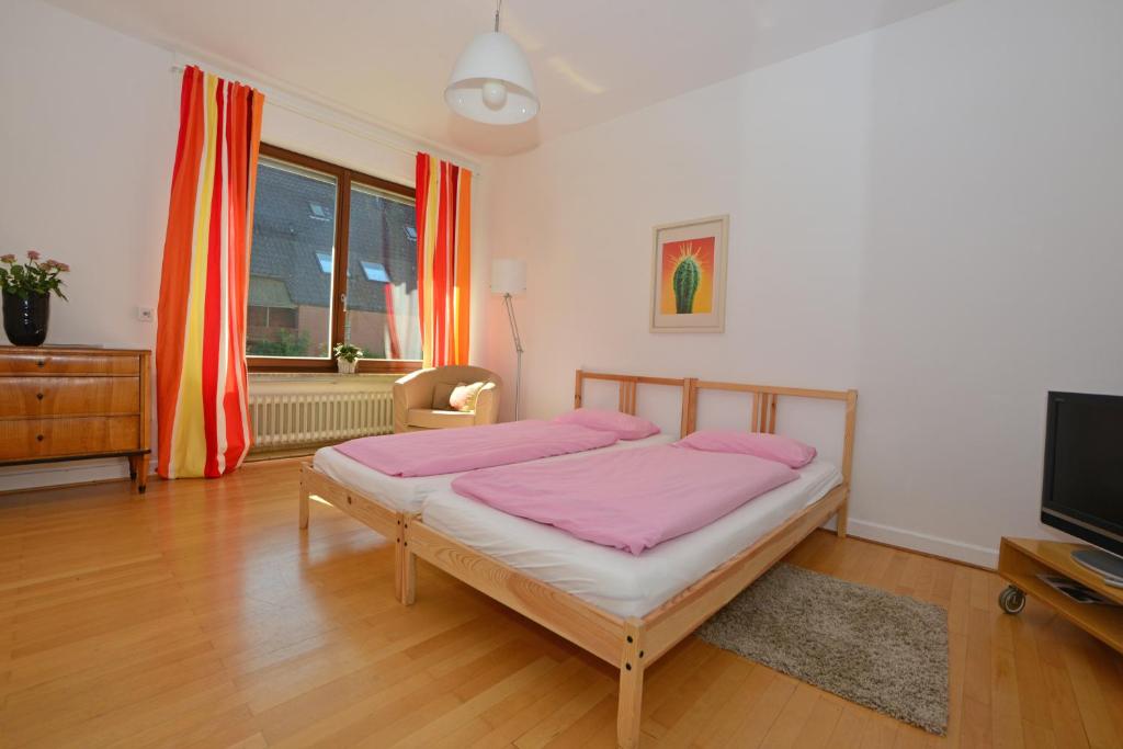 Appartement Moderne Ferienwohnung Deichstrasse Deichstrasse 19, 53773 Hennef