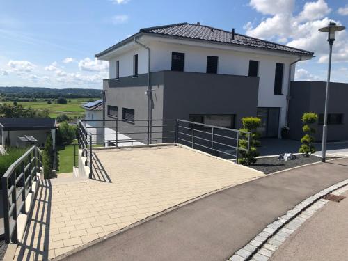 Moderne Ferienwohnung mit Terrasse und Garten Haldenwang allemagne