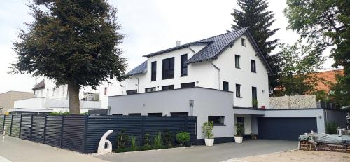 Appartement moderne Neubau-Wohnung mit Kamin und 35qm Dachterrasse Rudolf-Würthner-Weg 6 DG Trossingen