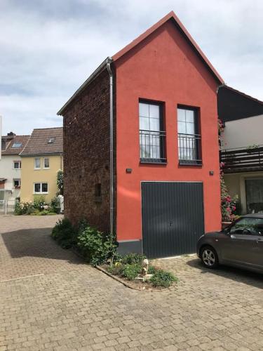 Modernisiertes Gästezimmer im Ortskern Wehrheim allemagne