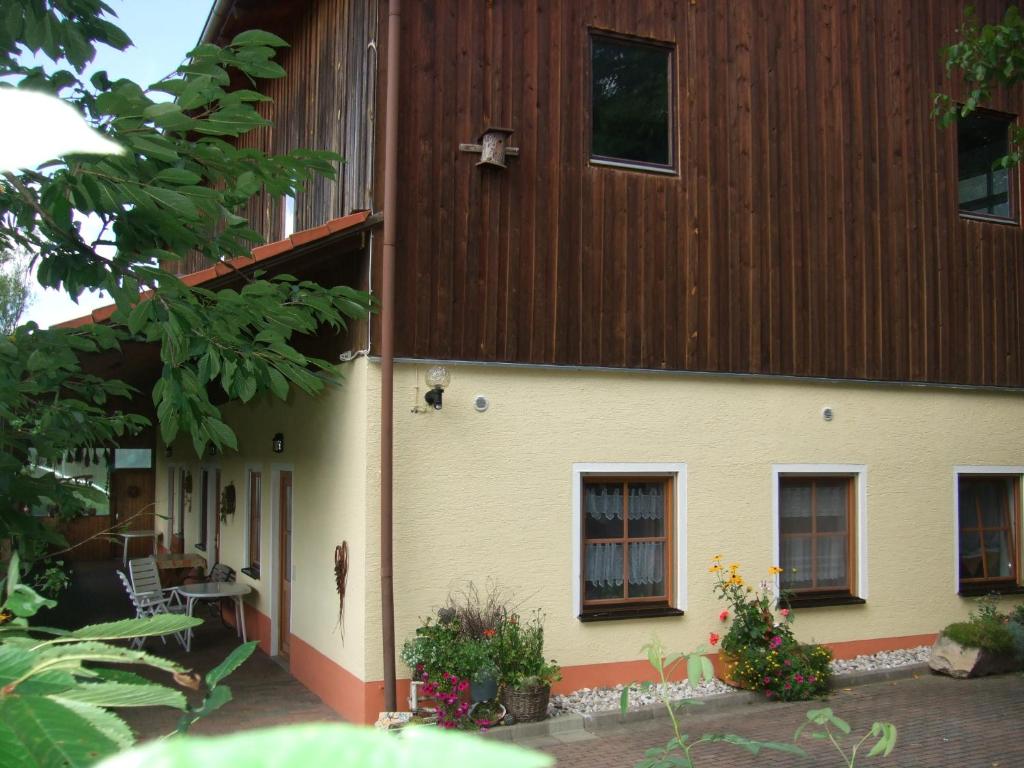 Séjour à la ferme Moierhof Biberbach 56, 93492 Treffelstein