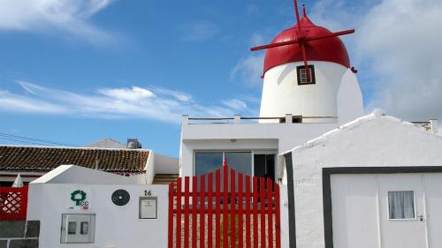 Moinho Mó da Praia Santa Cruz da Graciosa portugal