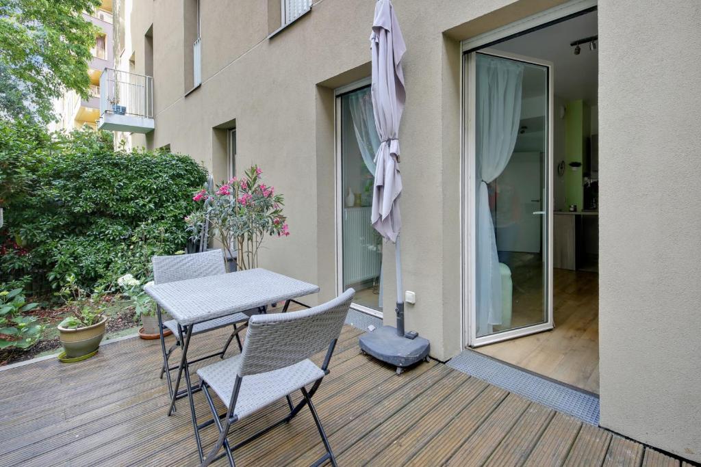 Appartement Mon Petit Coin Ensoleillé 8 Allée Simone de Beauvoir, 94110 Arcueil