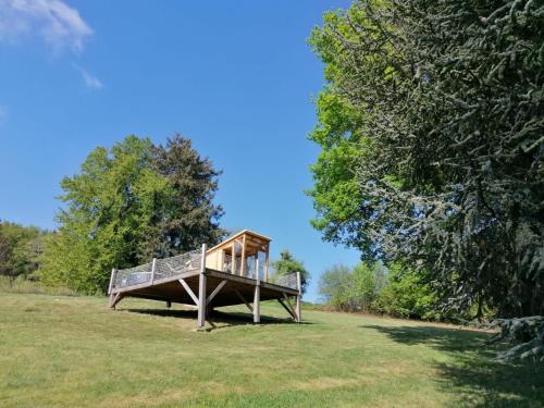 Maison d'hôtes Monchateau étoilé, hébergement insolite avec Spa 2 impasse monchateau Merlas