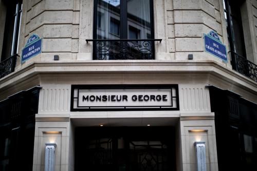 Hôtel Monsieur George Hotel & Spa - Champs-Elysées 17 Rue Washington Paris
