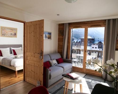 Mont Blanc 43, vue Mont Blanc , balcon, parking Chamonix-Mont-Blanc france