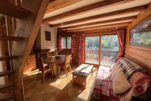 Appartement Mont Blanc view apt in the heart of Chamonix 230 rue des Allobroges Chamonix-Mont-Blanc