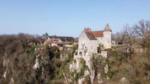 Montenaut Angles-sur-lʼAnglin france