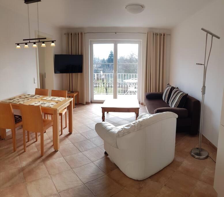 Appartement Monteurwohnung Ausblick in Werneuchen Abfahrt der A10 Blumberg Löhmer Dorfstraße 35 a, 16356 Werneuchen