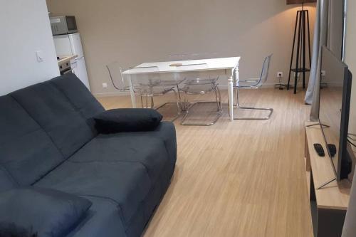 Appartement MONTI HYPERCENTRE Parking, wifi 22 Rue Oscar Germain Montivilliers