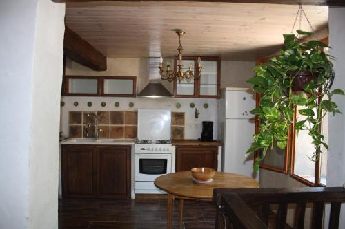 Montségur ARIEGE grande maison éco-rénovée Montségur france