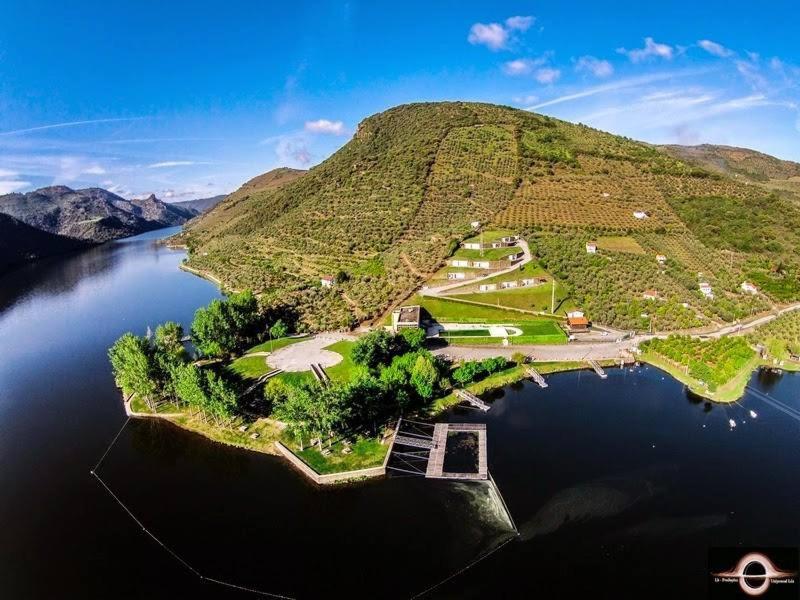 Village vacances Moradias Douro Internacional Estrada da Congida s/n, 5180-112 Freixo de Espada à Cinta