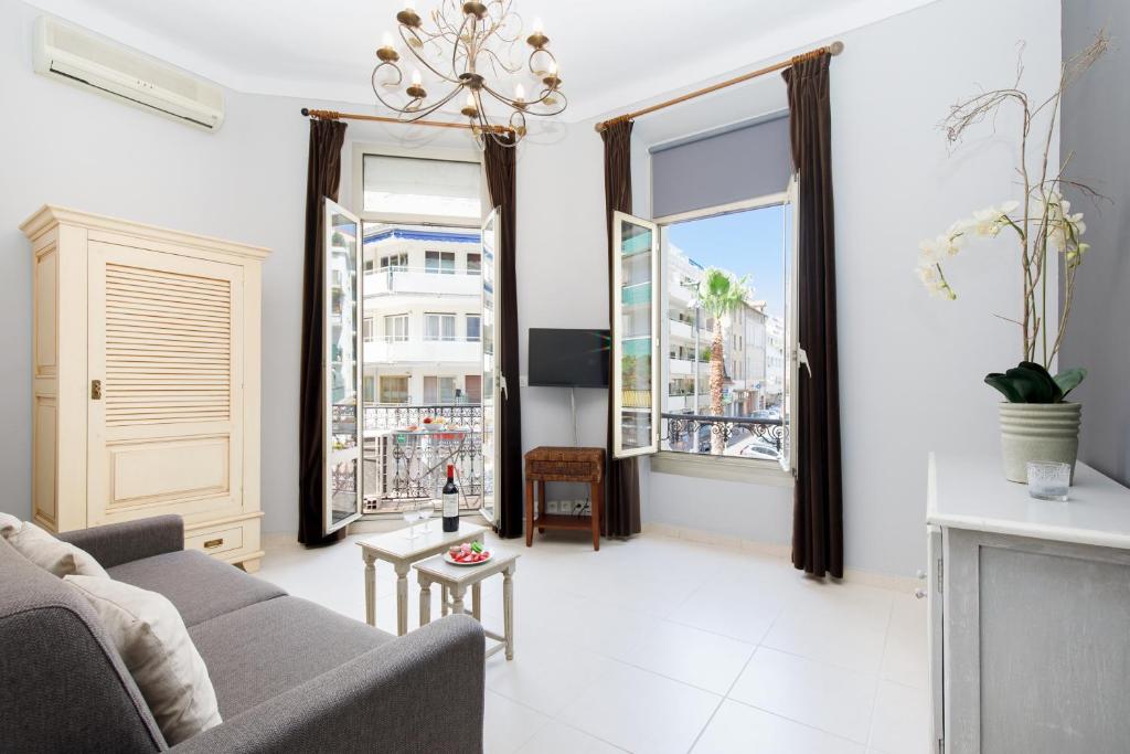 Appartement Morgana YourHostHelper 12 Rue du Commandant Vidal, 06400 Cannes