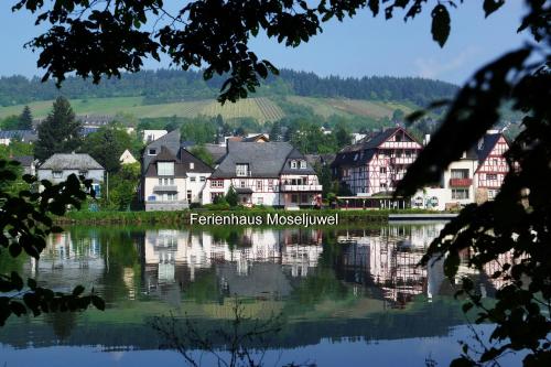 Maison de vacances Moseljuwel mit exklusiver Sauna und Indoor Pool 74 An der Mosel Traben-Trarbach