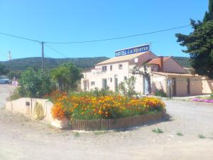 Motel Hotel La Reserve 15 La Plaine Basse, D612 / Route de Montpellier 34110 Vic-la-Gardiole Languedoc-Roussillon