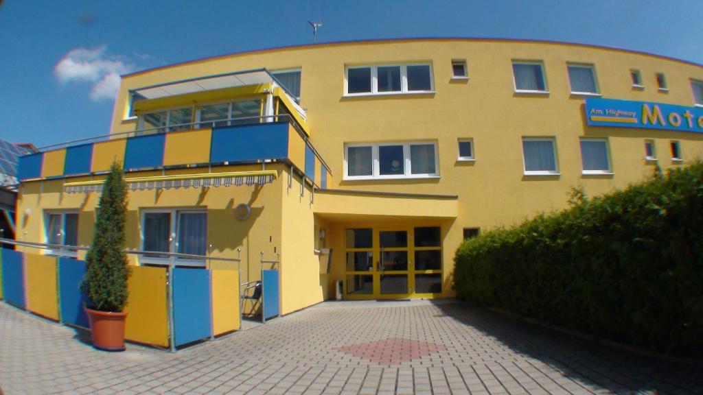 Motel Motel Am Highway Im Unteren Ried 20 75382 Althengstett