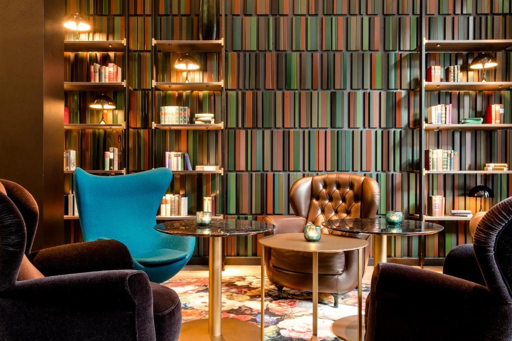 Hôtel Motel One Frankfurt-Römer Berliner Strasse 55, 60311 Francfort-sur-le-Main