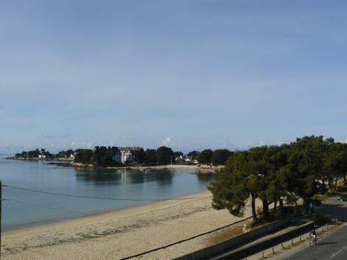 Appartement Mouettes . Face mer ALLEE DE STUHAN Carnac