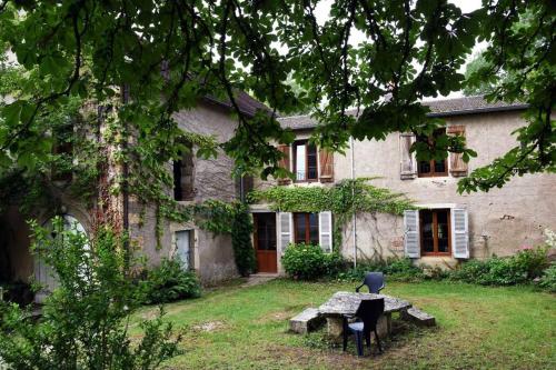 Maison de vacances Moulin dans un parc d’élevage à Daims 9 Impasse du Moulin Jancigny