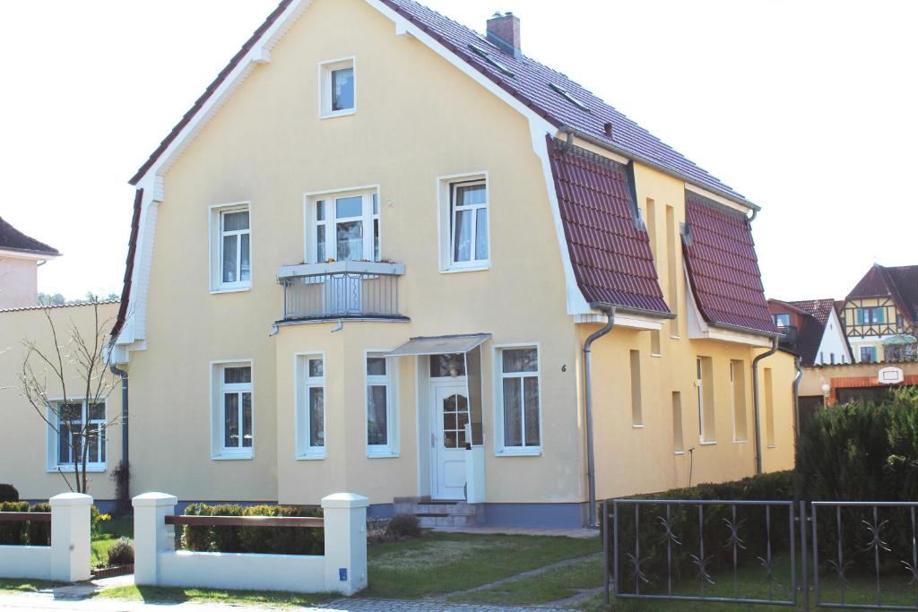 Appartement Möwe 2 Karl-Risch-Straße 6, 18225 Kühlungsborn